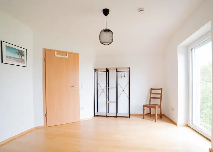 Koestlbach I Bis 3 & 6 Personen I Nuernberg I Neumarkt I Messe I I Kueche I Parken I Waschmaschine I Garten Appartement *
