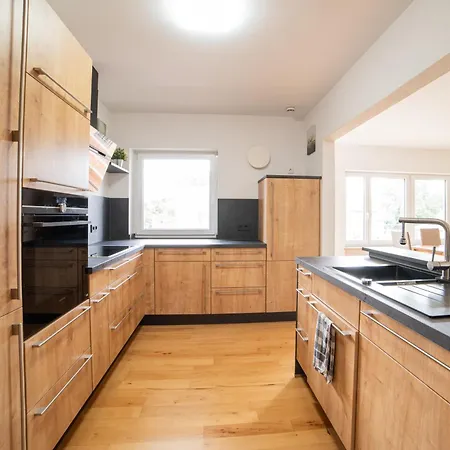 Koestlbach I Bis 3 & 6 Personen I Nuernberg I Neumarkt I Messe I I Kueche I Parken I Waschmaschine I Garten Apartman *