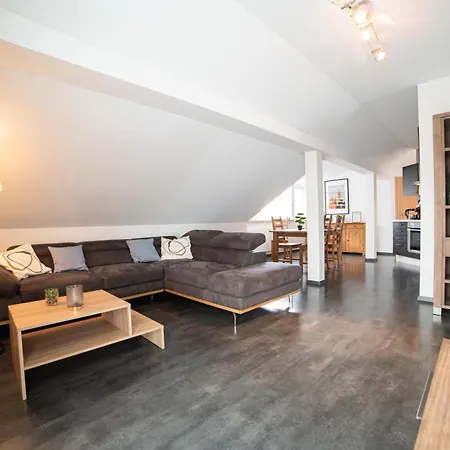 Apartment Koestlbach I Bis 3 & 6 Personen I Nuernberg I Neumarkt I Messe I I Kueche I Parken I Waschmaschine I Garten Postbauer-Heng