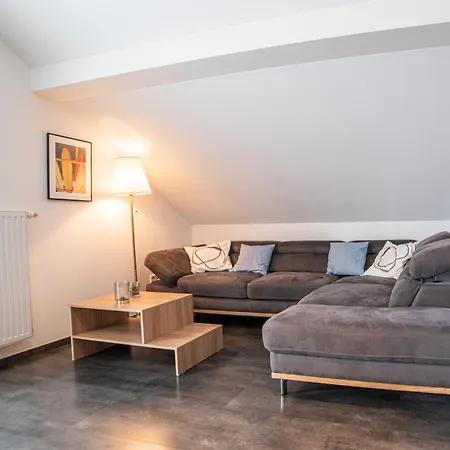 Apartment Koestlbach I Bis 3 & 6 Personen I Nuernberg I Neumarkt I Messe I I Kueche I Parken I Waschmaschine I Garten *