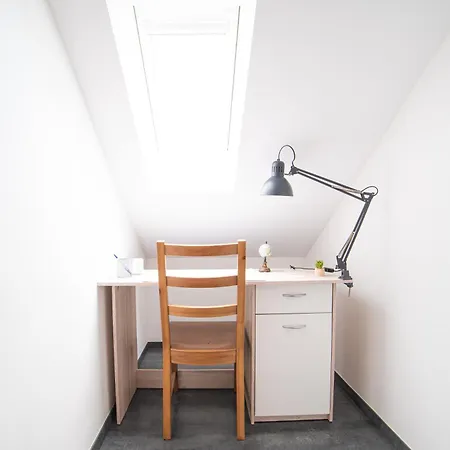 Koestlbach I Bis 3 & 6 Personen I Nuernberg I Neumarkt I Messe I I Kueche I Parken I Waschmaschine I Garten Apartment