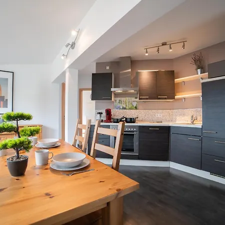Apartment Koestlbach I Bis 3 & 6 Personen I Nuernberg I Neumarkt I Messe I I Kueche I Parken I Waschmaschine I Garten Postbauer-Heng